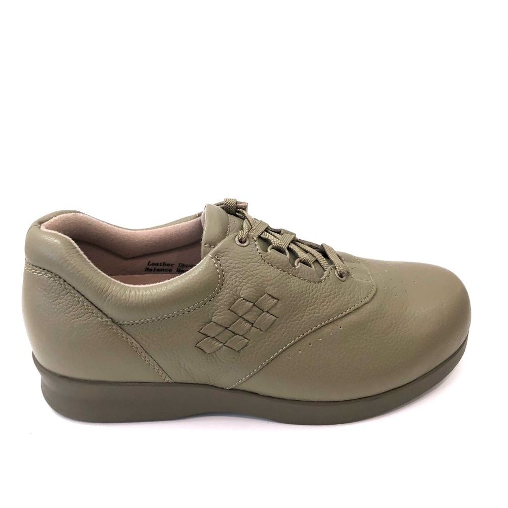 DREW Parade II lace up Shoes Orthopedic Taupe Size 7.5 Wide ($)5114